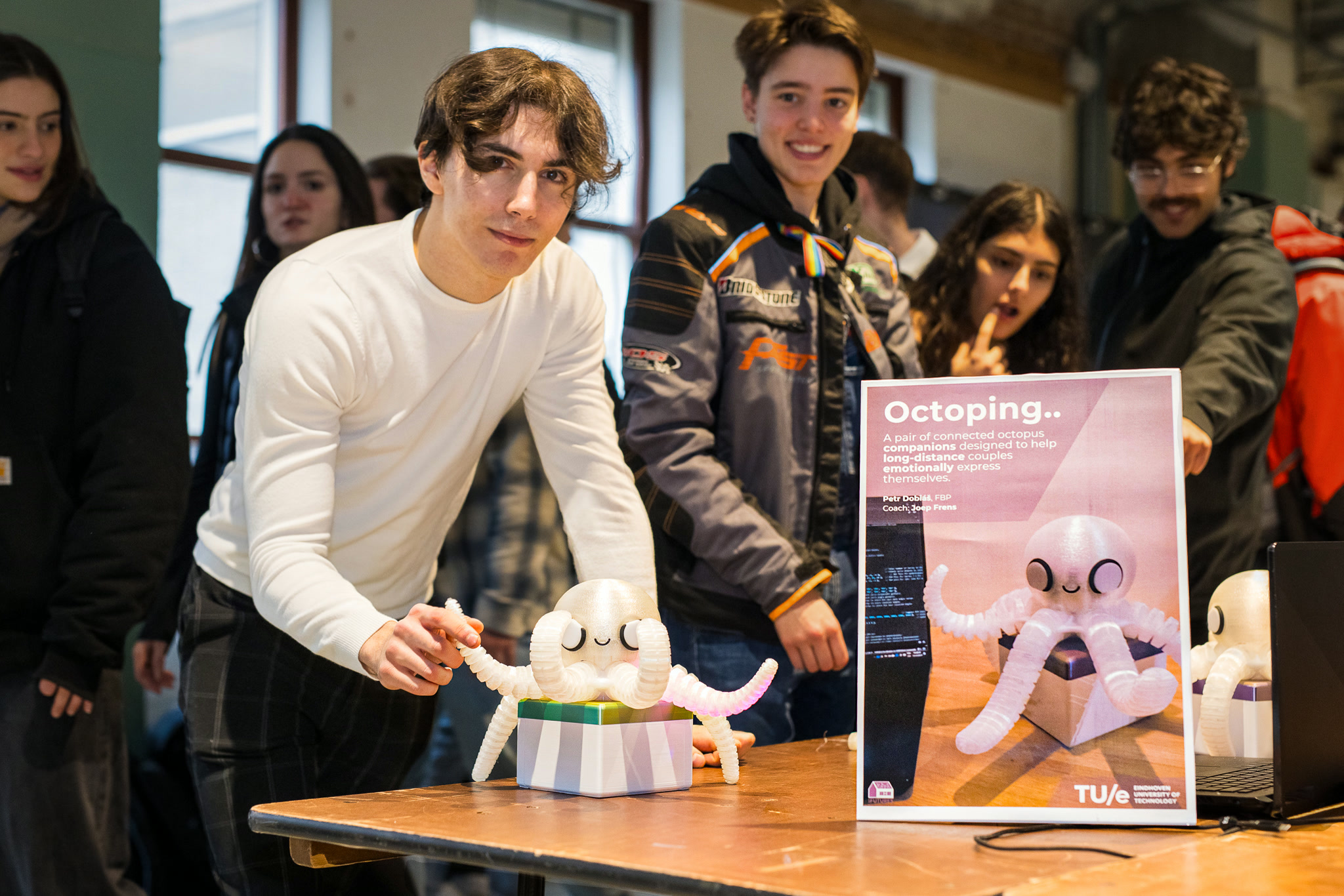 Octoping presented at the final demo day