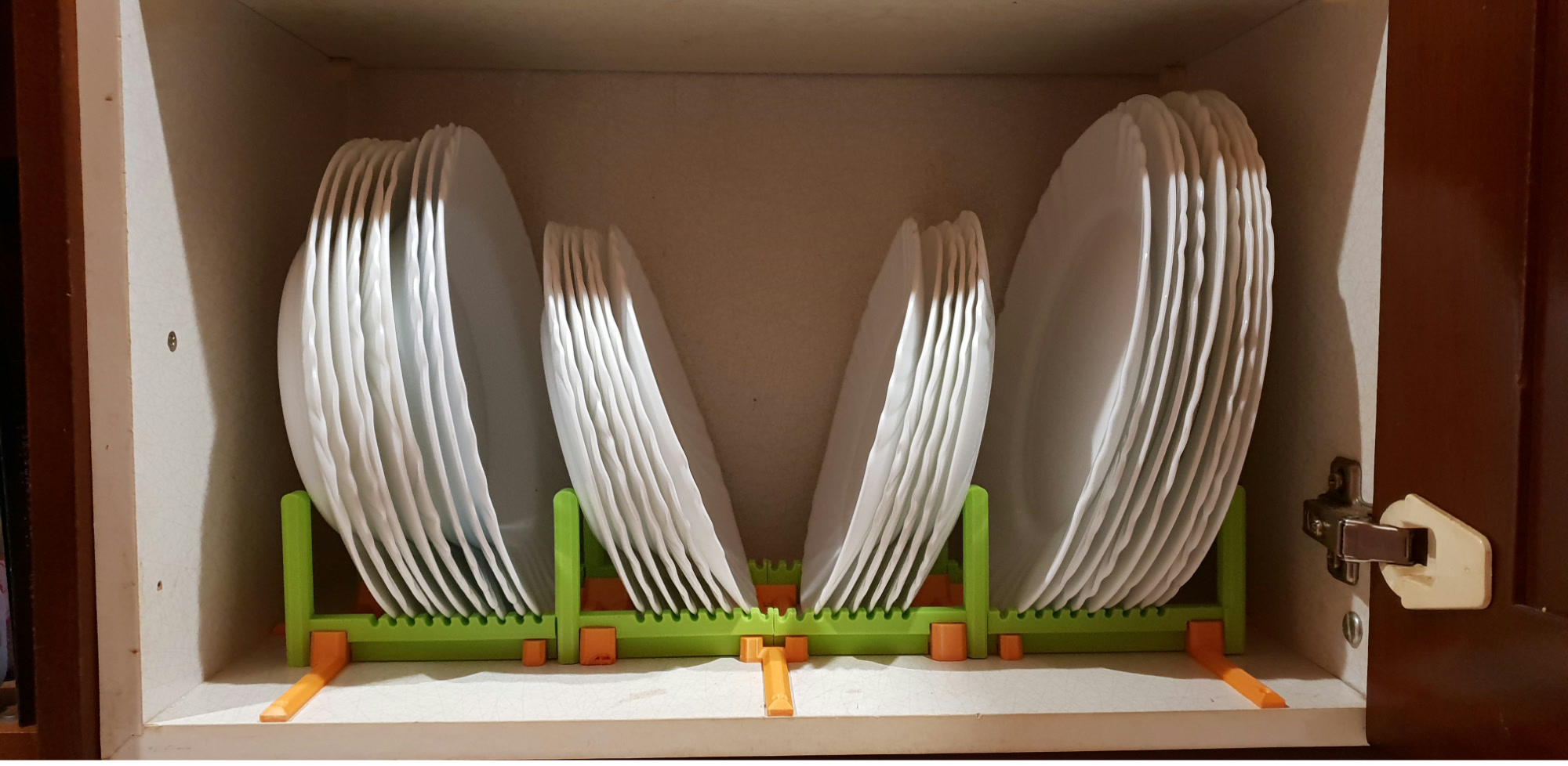 Modular Dinner Plate Holder